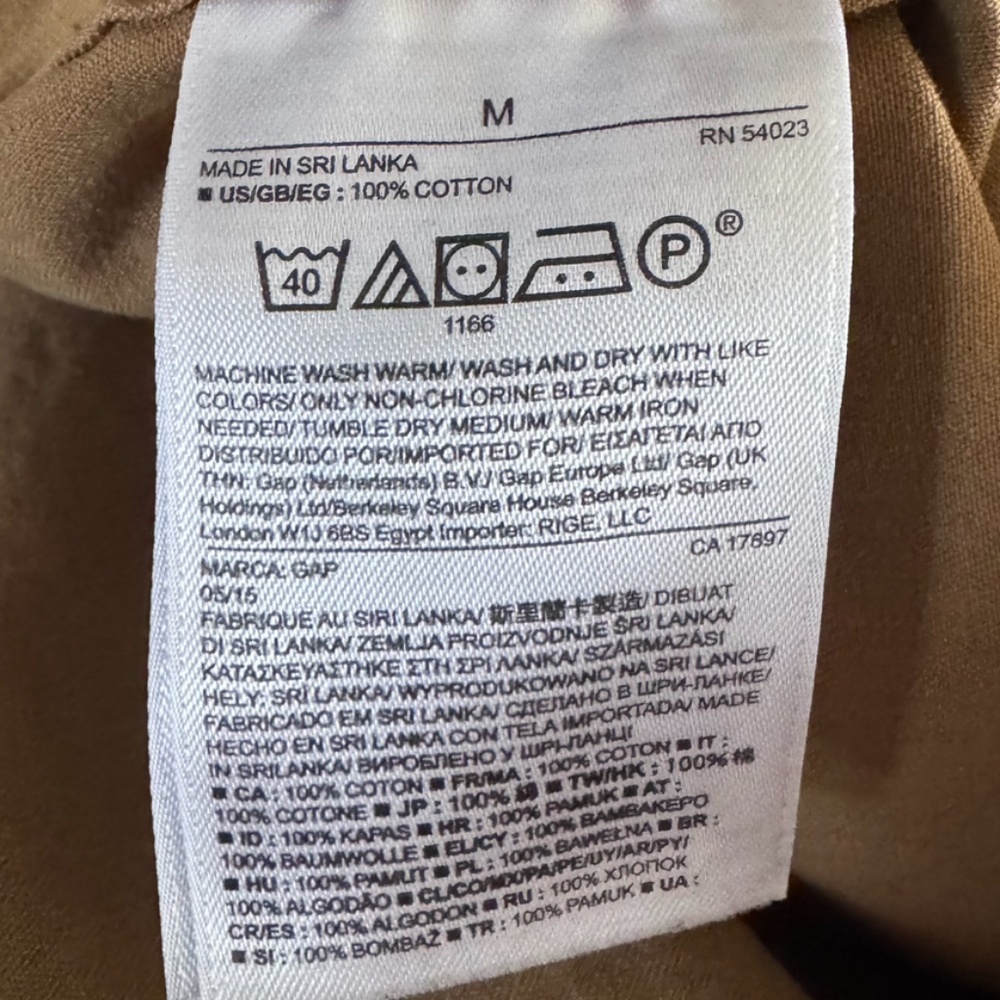 Gap Men's Camel Utility Button Down Shirt Size Me… - image 5